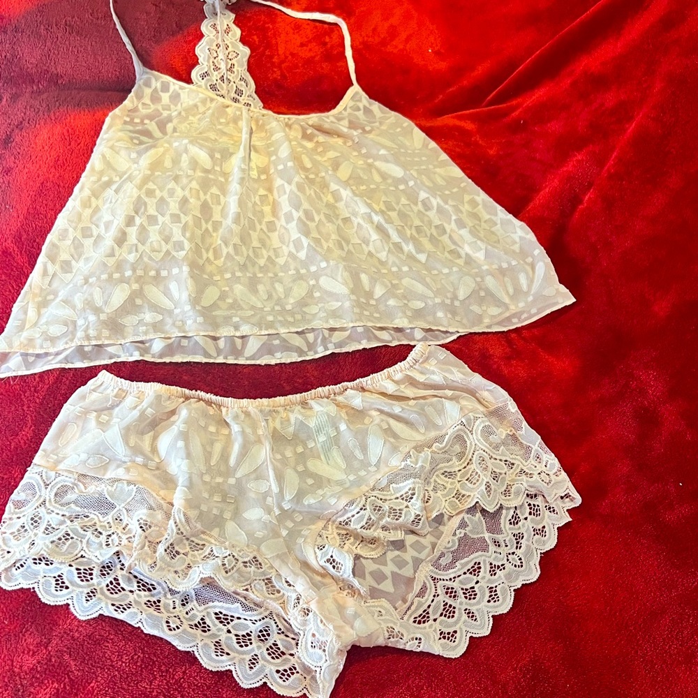 Two piece lingerie set- small Petite.